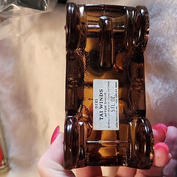 VINTAGE  1906 REO DEPOT WAGON  -- AVON - Picture 11 of 12